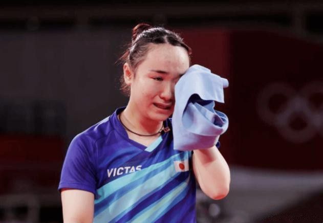 大胸美女洗澡免费看